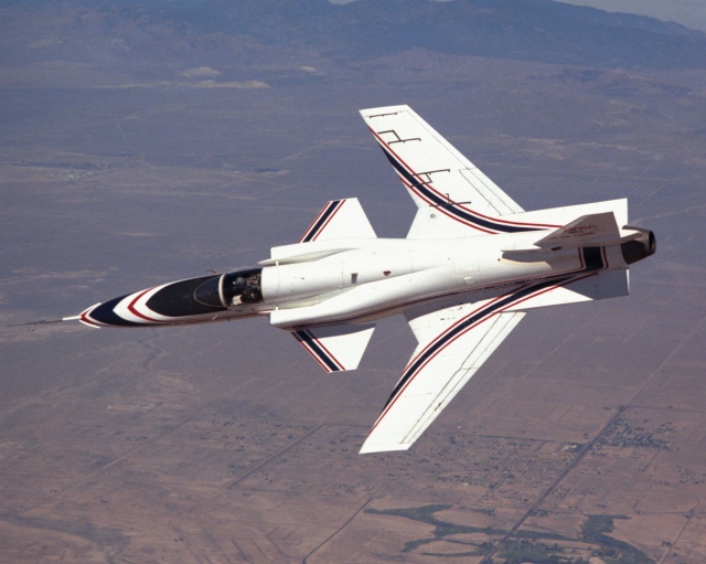 Literal "constructive instability" - the bizarre design of the X29 jet